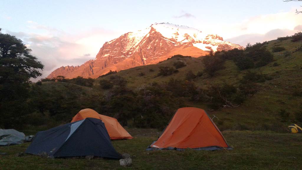 camping torres del paine chile